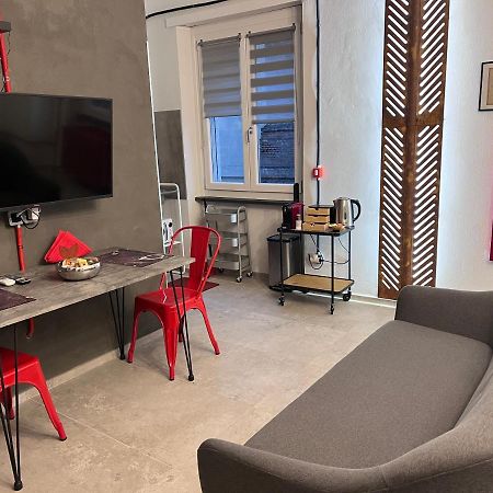 Minardi Apartments แวร์เชลลี ภายนอก รูปภาพ