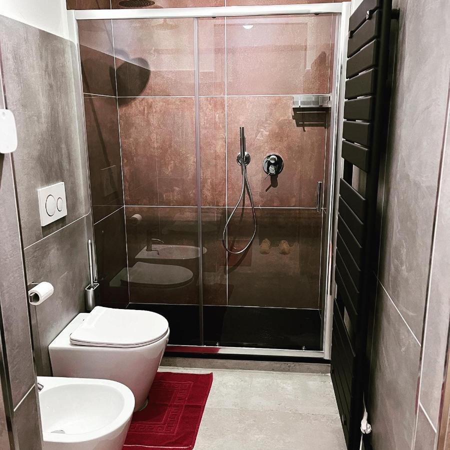Minardi Apartments แวร์เชลลี ภายนอก รูปภาพ