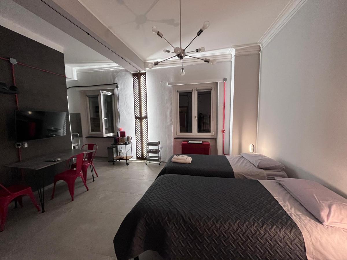 Minardi Apartments แวร์เชลลี ภายนอก รูปภาพ